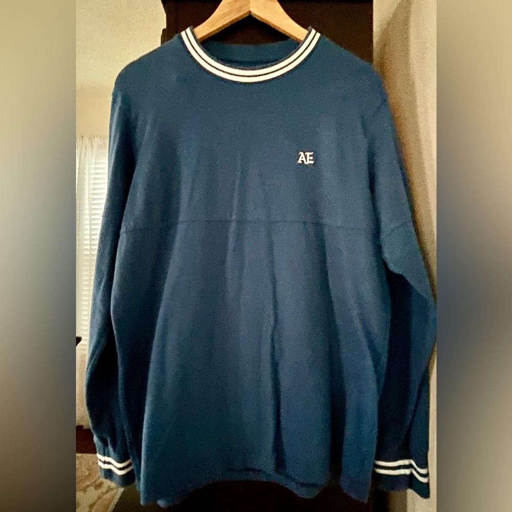 American Eagle Men's Blue Long Sleeve Shirt